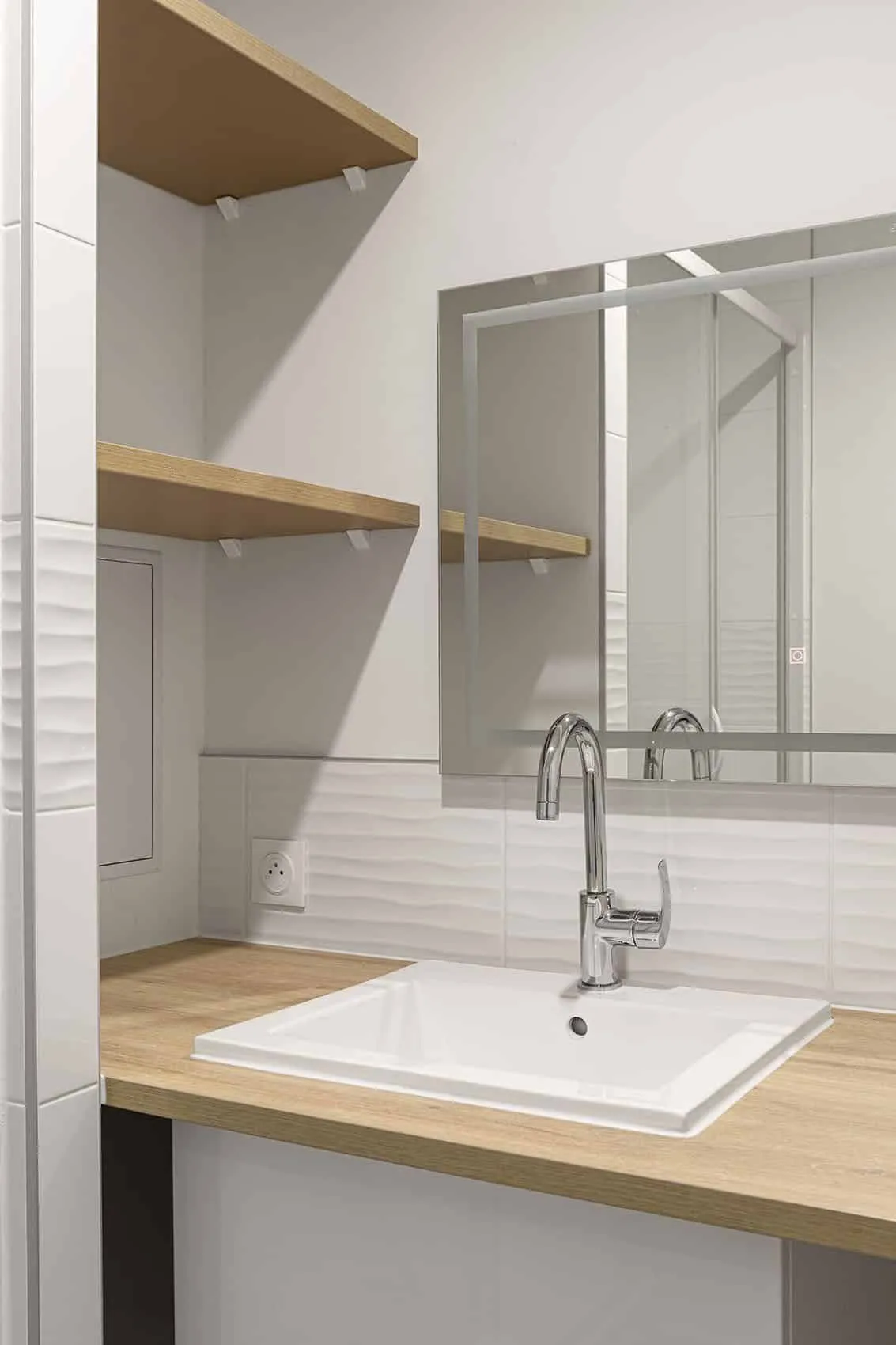 Rénovation d'un studio moderne à Lyon par notre cabinet d'architecture d'intérieur